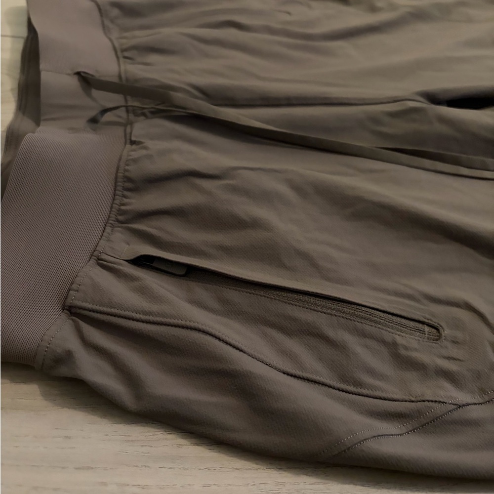 Lululemon Athletica Dance Studio Joggers - Picture 7 of 7